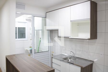 Cozinha de apartamento para alugar com 1 quarto, 32m² em Vila Graciosa, São Paulo