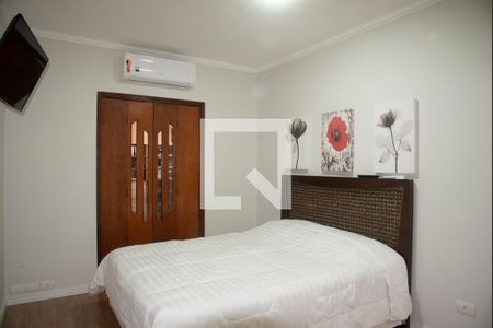 Suíte 1 de casa à venda com 3 quartos, 240m² em Planalto Paulista, São Paulo