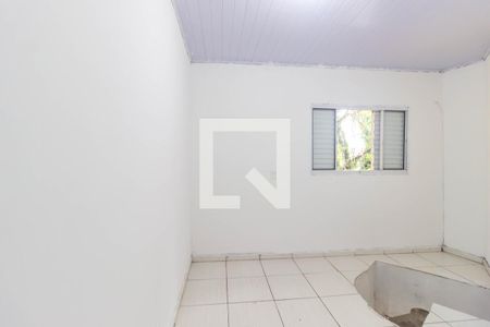 Quarto 2 de casa para alugar com 2 quartos, 70m² em Jardim João Xxiii, São Paulo