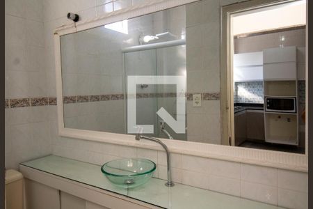 Banheiro de apartamento à venda com 1 quarto, 40m² em Penha Circular, Rio de Janeiro