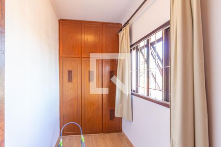 Quarto 2 de casa para alugar com 3 quartos, 198m² em Vila Osasco, Osasco