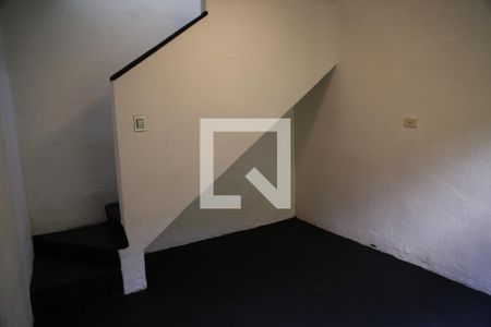 Sala de casa para alugar com 1 quarto, 40m² em Jardim Santo Elias, São Paulo