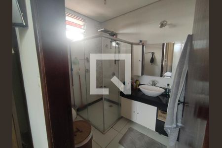 banheiro suite 1 de casa à venda com 3 quartos, 300m² em Fonte Grande, Contagem