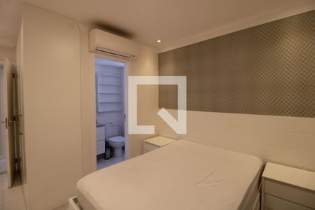 Suíte de apartamento para alugar com 2 quartos, 88m² em Barra Funda, São Paulo