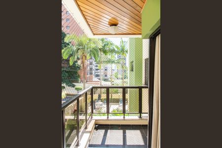 Varanda da sala de apartamento à venda com 3 quartos, 140m² em Jardim Vila Mariana, São Paulo