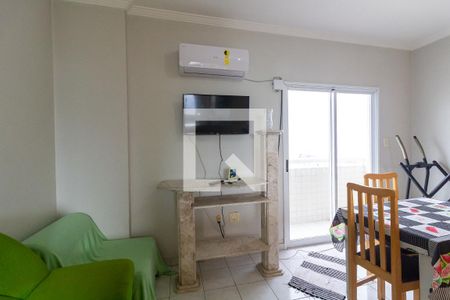 Detalhe da sala de apartamento para alugar com 2 quartos, 65m² em Boqueirão, Praia Grande