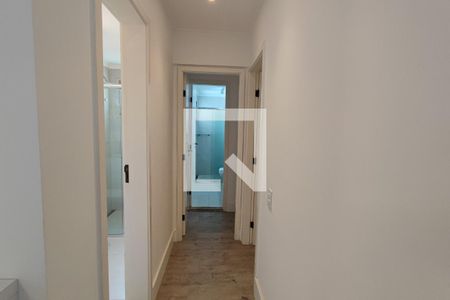Corredor  de apartamento à venda com 2 quartos, 70m² em Vila Marieta, Campinas