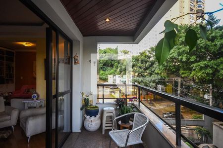 Varanda de apartamento para alugar com 2 quartos, 120m² em Vila Suzana, São Paulo