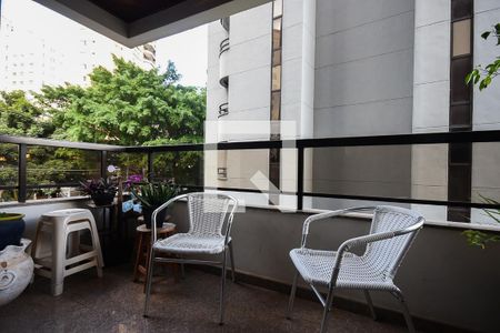 Varanda de apartamento para alugar com 2 quartos, 120m² em Vila Suzana, São Paulo