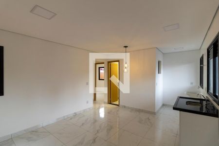 Sala de apartamento para alugar com 2 quartos, 45m² em Vila Invernada, São Paulo