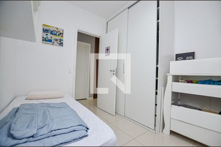 QUarto 1 de apartamento à venda com 2 quartos, 76m² em Itaipu, Niterói