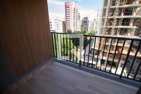 Sacada de apartamento à venda com 2 quartos, 59m² em Pinheiros, São Paulo