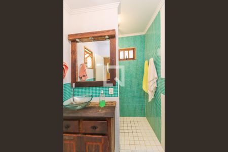 Casa à venda com 180m², 2 quartos e 1 vaga Casa à venda com 180m², 2 quartos e 1 vagaBanheiro