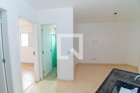 Sala/Cozinha de apartamento para alugar com 2 quartos, 45m² em Vila Bela, São Paulo