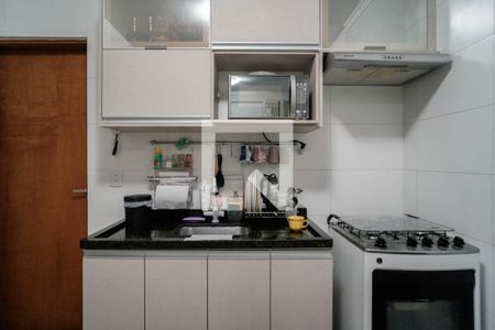 Cozinha de apartamento à venda com 2 quartos, 39m² em Vila Guilhermina, São Paulo