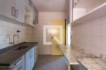 Cozinha de apartamento à venda com 2 quartos, 72m² em Quitaúna, Osasco