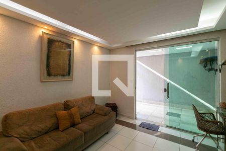 Sala de casa à venda com 3 quartos, 106m² em Venda Nova, Belo Horizonte