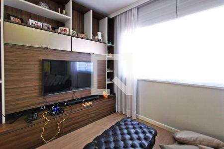 Sala de TV de casa de condomínio para alugar com 3 quartos, 350m² em Jardim Dona Donata, Jundiaí