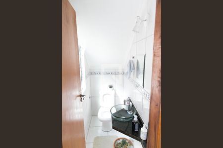 Lavabo de casa de condomínio para alugar com 3 quartos, 92m² em Taboão, Diadema