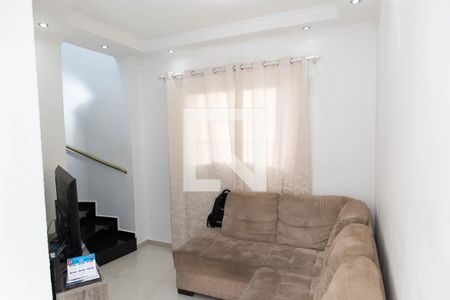 Sala de casa para alugar com 3 quartos, 92m² em Taboão, Diadema