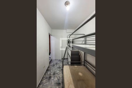 Quarto 1 de casa para alugar com 2 quartos, 180m² em Vila Santo Estefano, São Paulo