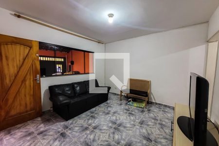 Sala de casa para alugar com 2 quartos, 180m² em Vila Santo Estefano, São Paulo