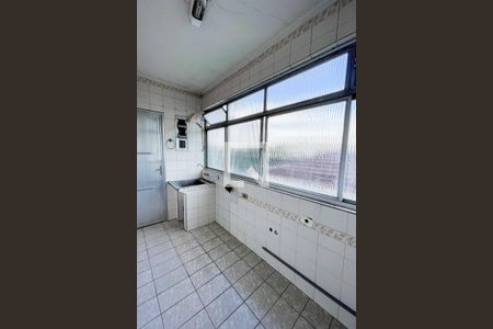 Apartamento à venda com 113m², 3 quartos e 1 vaga Apartamento à venda com 113m², 3 quartos e 1 vagaÁrea de serviço