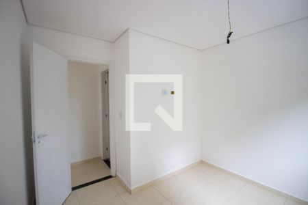 Quarto 2 de apartamento para alugar com 2 quartos, 38m² em Jardim Helian, São Paulo