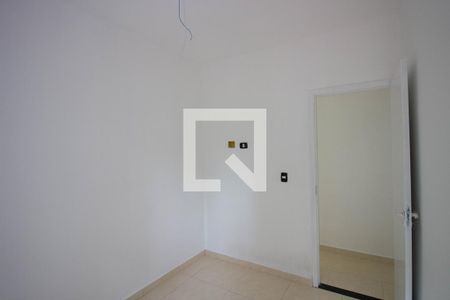 Quarto 1 de apartamento para alugar com 2 quartos, 38m² em Jardim Helian, São Paulo