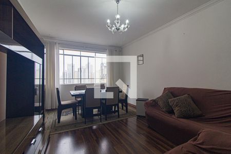 Sala de apartamento para alugar com 2 quartos, 80m² em Centro, Curitiba