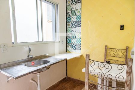 Sala/cozinha de kitnet/studio para alugar com 1 quarto, 19m² em Vila Monumento, São Paulo