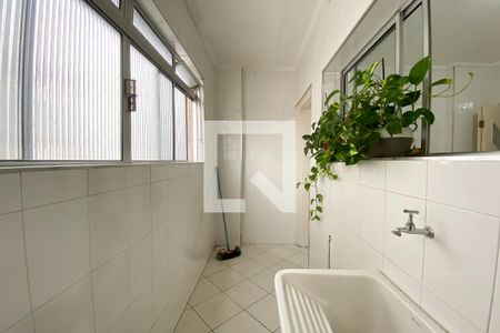 Apartamento à venda com 63m², 2 quartos e 1 vaga Apartamento à venda com 63m², 2 quartos e 1 vagaÁrea de Serviço