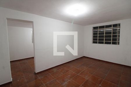 Quarto de casa para alugar com 2 quartos, 140m² em Vila Ema, São Paulo