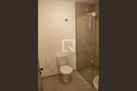 Banheiro de kitnet/studio para alugar com 1 quarto, 25m² em Vila Joao Jorge, Campinas