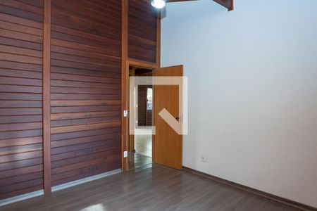 quarto 2 de casa de condomínio à venda com 3 quartos, 560m² em Ecoville, Nova Lima