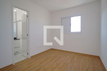 Suíte de apartamento para alugar com 2 quartos, 60m² em Parque Três Meninos, Sorocaba