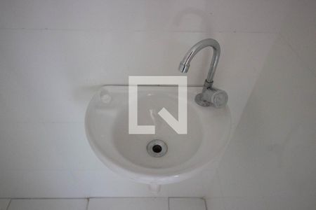 Apartamento para alugar com 38m², 2 quartos e sem vaga Apartamento para alugar com 38m², 2 quartos e sem vagaBanheiro