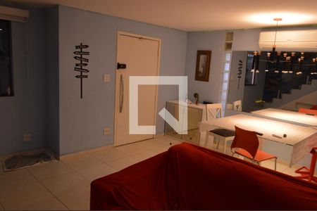 Sala de casa de condomínio à venda com 6 quartos, 242m² em Taquara, Rio de Janeiro
