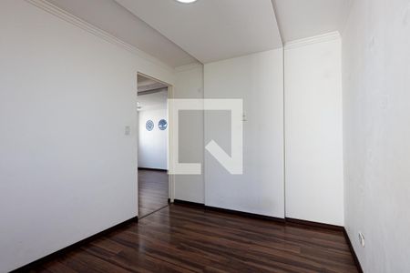 Quarto 1 de apartamento para alugar com 2 quartos, 55m² em Jardim Caiapiá, Cotia