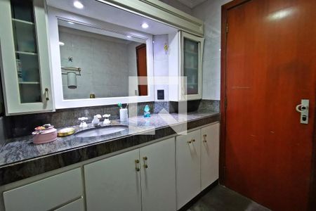 Apartamento à venda com 148m², 4 quartos e 2 vagas Apartamento à venda com 148m², 4 quartos e 2 vagasBanheiro