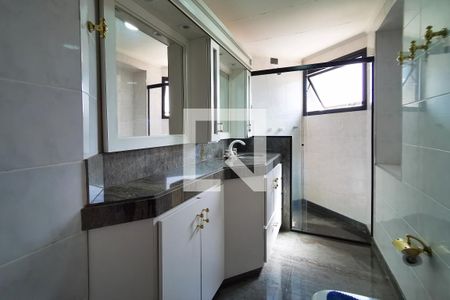 Apartamento à venda com 148m², 4 quartos e 2 vagas Apartamento à venda com 148m², 4 quartos e 2 vagasBanheiro