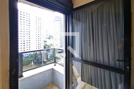 Apartamento à venda com 148m², 4 quartos e 2 vagas Apartamento à venda com 148m², 4 quartos e 2 vagasVarando