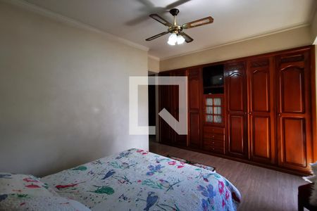 Apartamento à venda com 148m², 4 quartos e 2 vagas Apartamento à venda com 148m², 4 quartos e 2 vagasQuarto