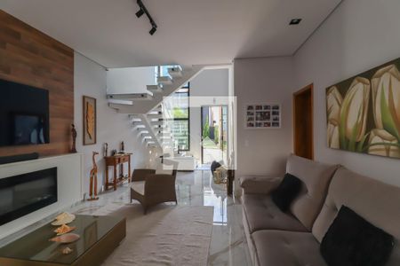 Sala de casa de condomínio à venda com 3 quartos, 213m² em Jardim Ermida I, Jundiaí