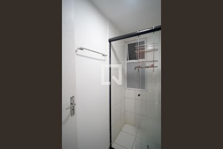 Banheiro da Suíte de apartamento para alugar com 2 quartos, 50m² em Vila Guilherme, Votorantim