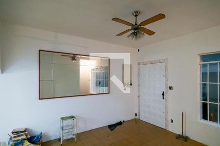 Sala de casa à venda com 4 quartos, 250m² em Vila Cordeiro, São Paulo