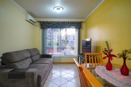 Sala de apartamento à venda com 1 quarto, 45m² em Rio Branco, Porto Alegre