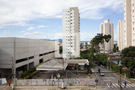 Vista Quarto 1 de apartamento à venda com 2 quartos, 45m² em Jardim Iris, São Paulo