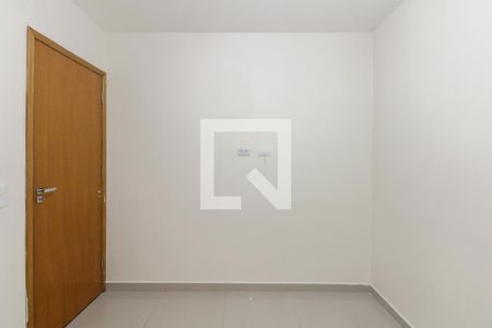 Quarto 1 de apartamento para alugar com 2 quartos, 42m² em Vila Aricanduva, São Paulo