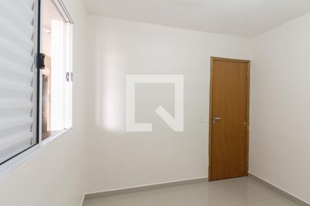 Quarto 1 de apartamento para alugar com 2 quartos, 42m² em Vila Aricanduva, São Paulo